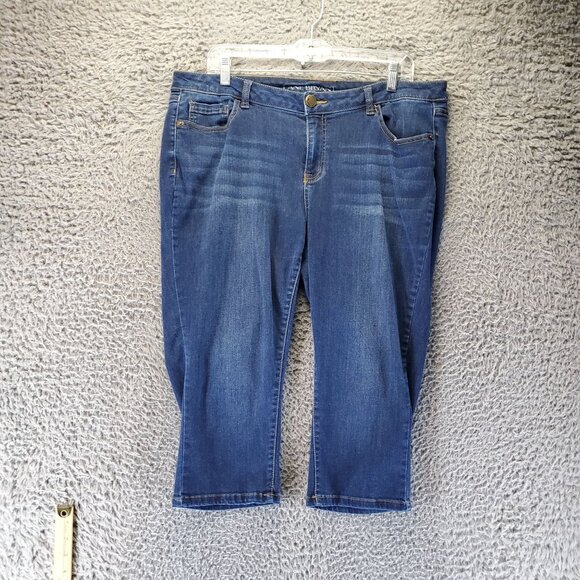 Lane Bryant Jeans Womens Size 16 Blue Super-Stretch Capri Denim - Picture 1 of 12